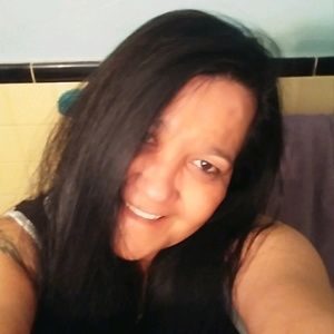 Meet your Posher, Iris